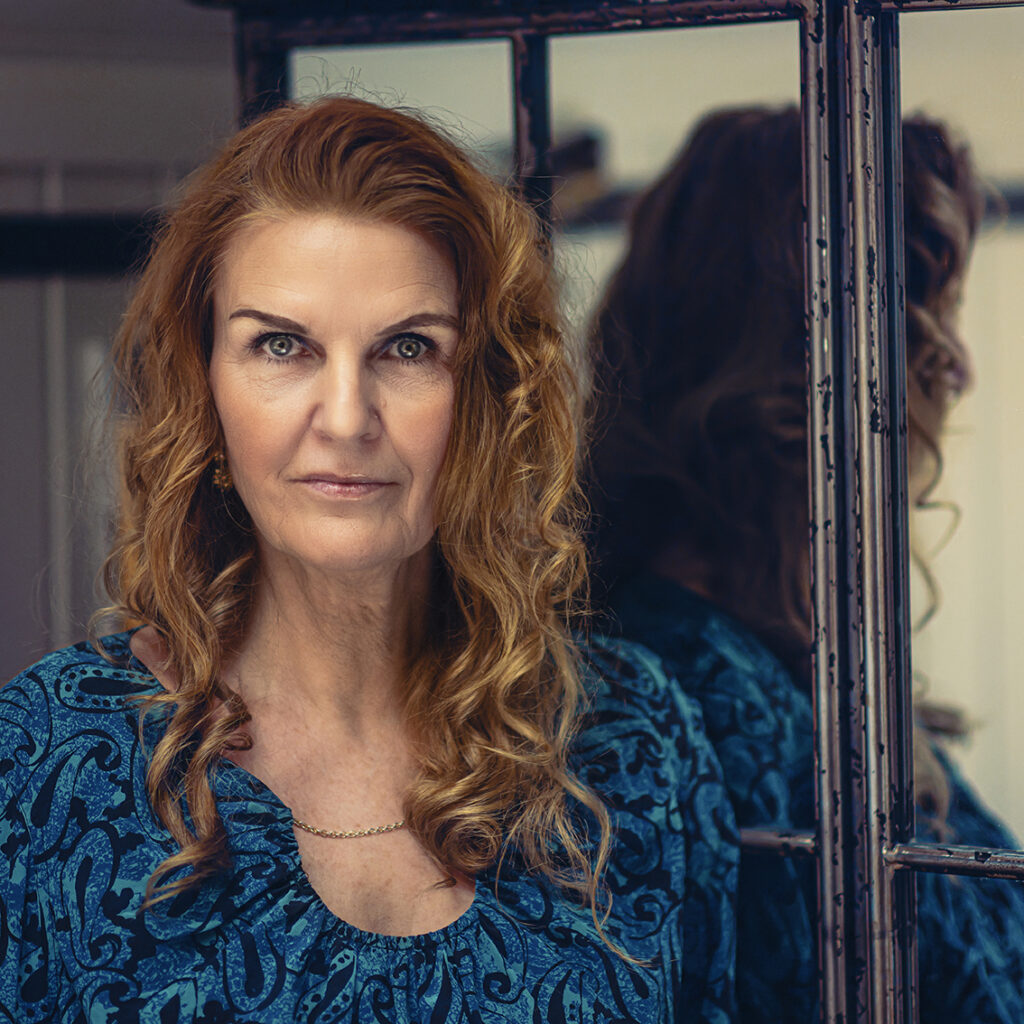 forfatterportræt af Kirsten Adler, fotograf i Århus