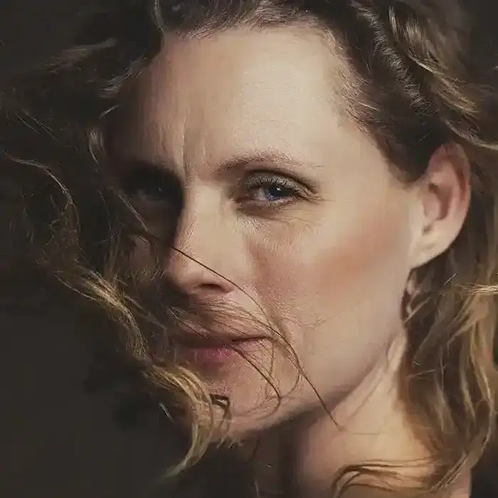 Pressebillede til forlag og PR. Fotograferet af Kirsten Adler, fotograf i Århus