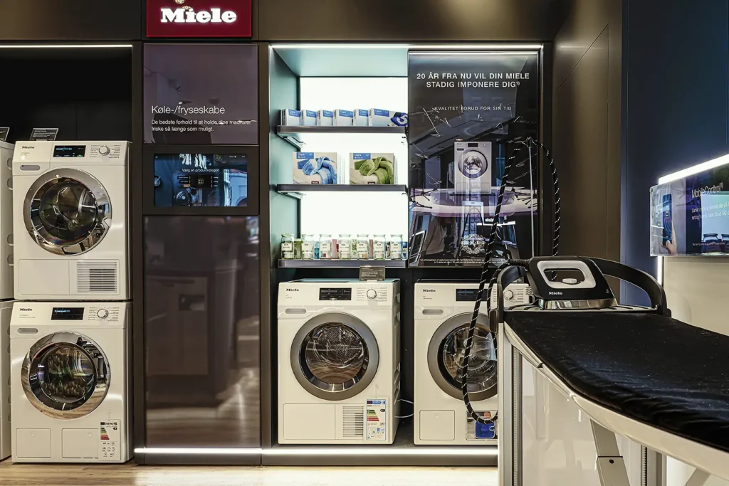 Billeder fra Mieles butik i Aarhus til Mielies hjemmeside. Taget af fotograf Kirsten Adler, Århus